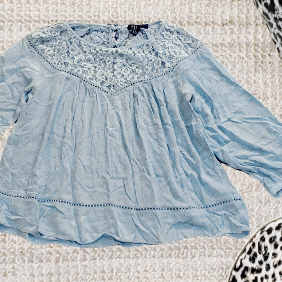 XXl- Boho Vintage Style Flowy Lace Top with button down back- Mint Blue - Picture 1 of 12